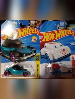 Hot Wheels Mattel Quik Chat And Decidedly Go Magic 8 Ball Teal Cars